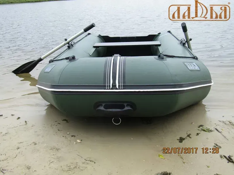 Ладья ЛТ-270МЕ моторний надувний човен (пересувне сидіння, слань) 3 Ладья ЛТ-270МЕ надувная моторная лодка